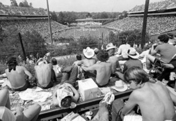 Get Latest Funny Jokes Collection of Front Row Seat Funny Humor and Comics by teluguone comedy